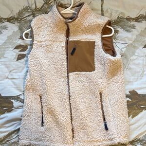 Orvis Cream Sherpa Vest with Brown Trim